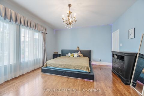 Photo 26 at 37 Frybrook Crescent, Bayview Hill, Richmond Hill Photo 26 at 37 Frybrook Crescent, Bayview Hill, Richmond Hill