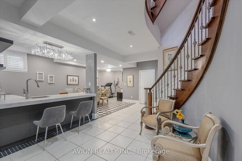 Photo 31 at 37 Frybrook Crescent, Bayview Hill, Richmond Hill