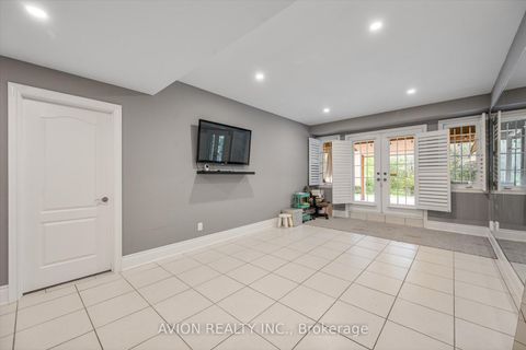 Photo 36 at 37 Frybrook Crescent, Bayview Hill, Richmond Hill