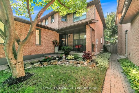 Photo 2 at 34 Mccallum Drive, North Richvale, Richmond Hill