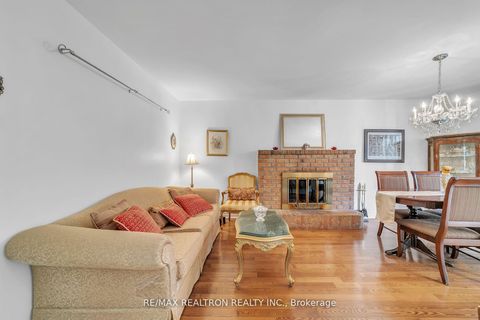 Photo 8 at 34 Mccallum Drive, North Richvale, Richmond Hill