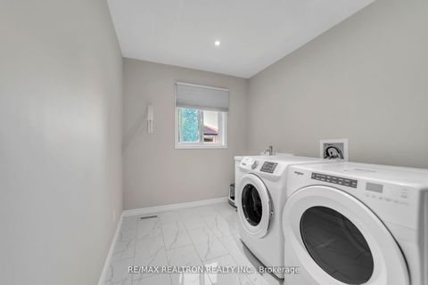 Photo 19 at 34 Mccallum Drive, North Richvale, Richmond Hill