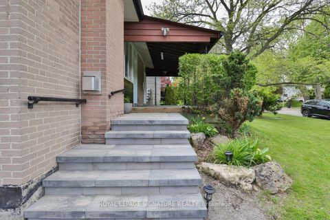 Photo 2 at 76 Berkinshaw Crescent, Don Mills, Toronto