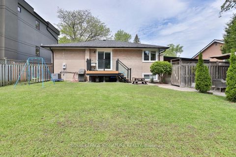 Photo 21 at 76 Berkinshaw Crescent, Don Mills, Toronto