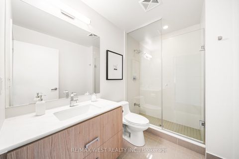 Photo 9 at 511 - 1830 Bloor Street W, High Park North, Toronto