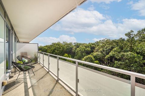 Photo 16 at 511 - 1830 Bloor Street W, High Park North, Toronto