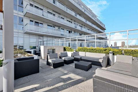 Photo 19 at 511 - 1830 Bloor Street W, High Park North, Toronto