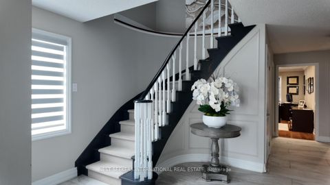 Photo 8 at 86 Bellona Street, West Woodbridge, Vaughan