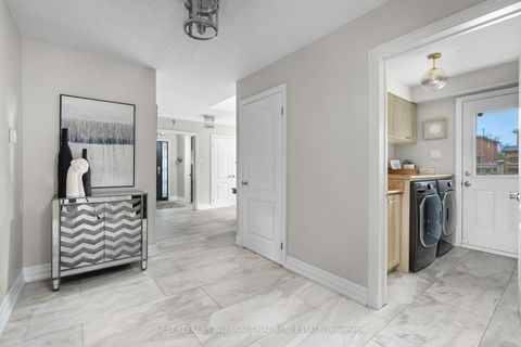 Photo 12 at 86 Bellona Street, West Woodbridge, Vaughan