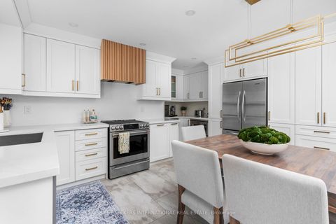 Photo 18 at 86 Bellona Street, West Woodbridge, Vaughan