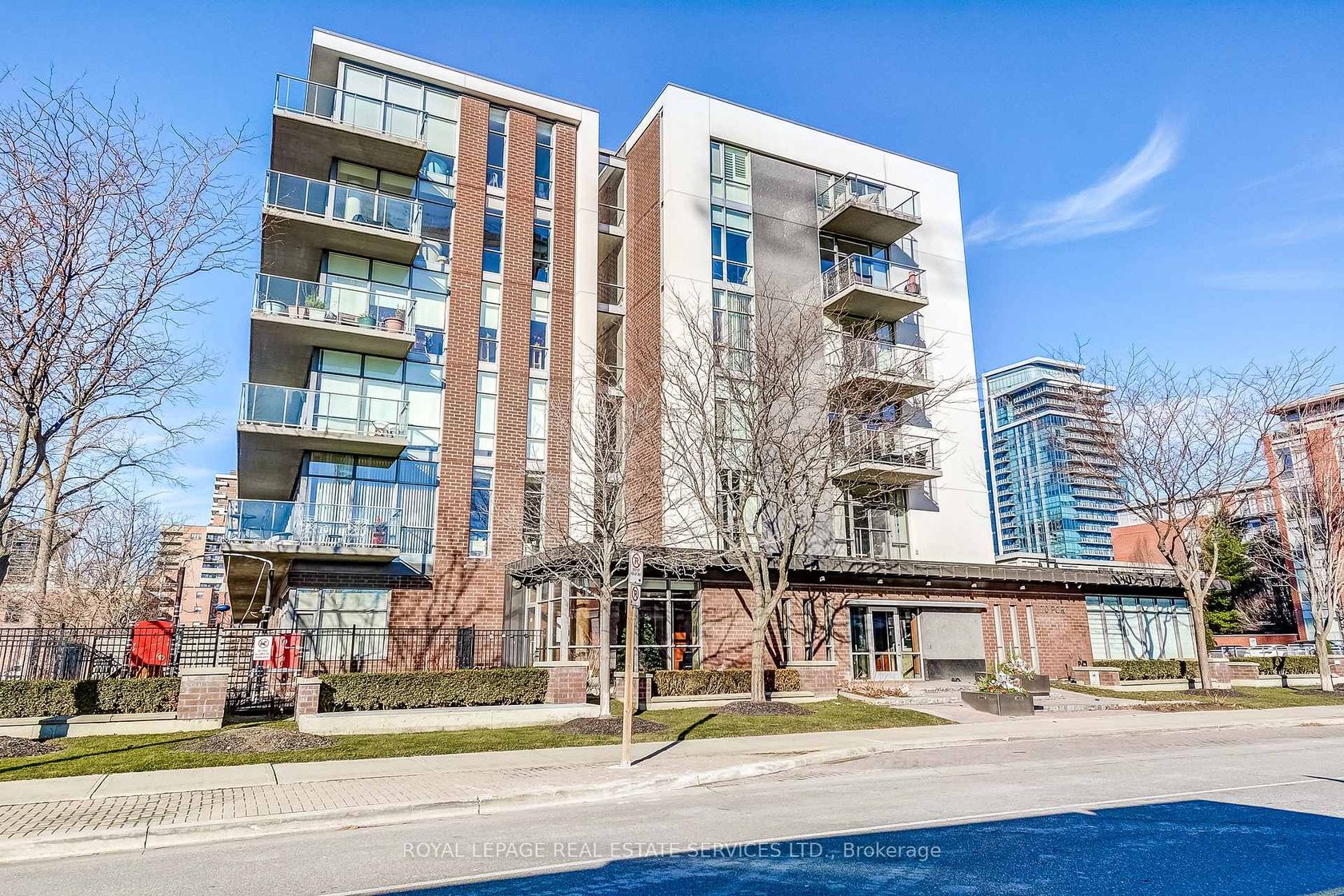 208 - 70 Port Street E, Port Credit, Mississauga 
