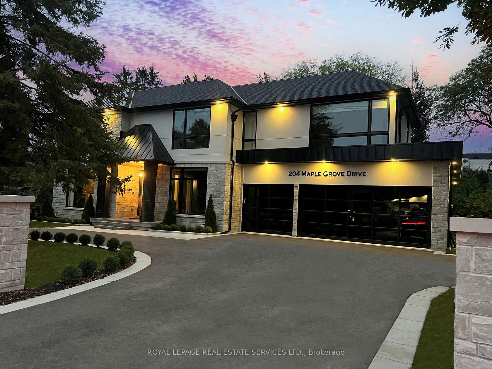 204 Maple Grove Drive, MO Morrison, Oakville 