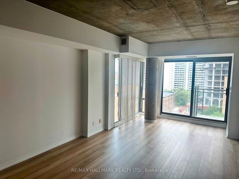 Photo 16 at 901 - 22 Wellesley Street E, Yonge Corridor, Toronto