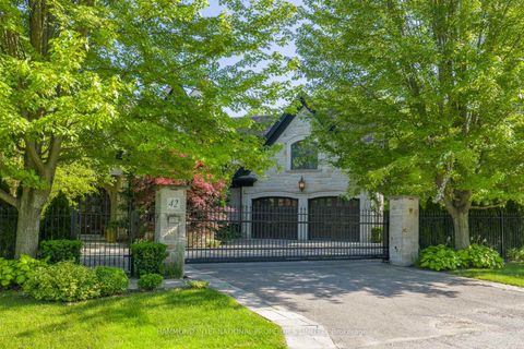 Photo 1 at 42 Lorraine Gardens, City Centre West, Toronto