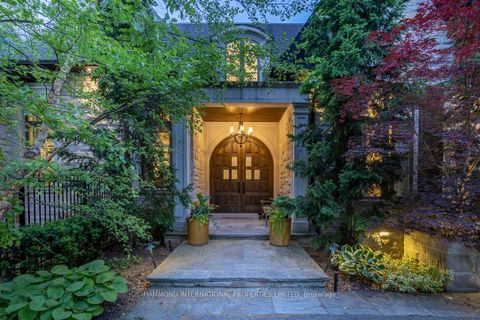 Photo 3 at 42 Lorraine Gardens, City Centre West, Toronto