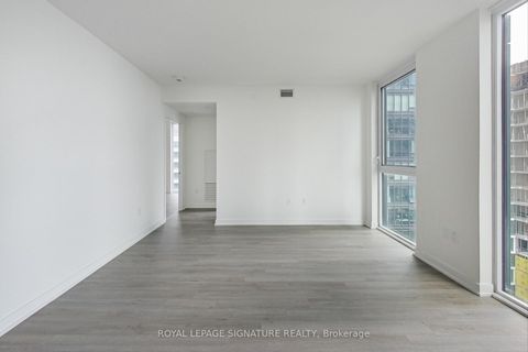 Photo 11 at 3408 - 357 King Street W, Waterfront Communities C1, Toronto