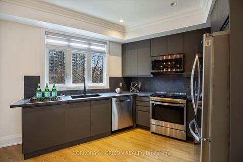 Photo 13 at TH39 - 9 Oakburn Crescent, Willowdale East, Toronto