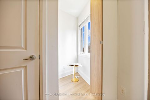 Photo 16 at TH39 - 9 Oakburn Crescent, Willowdale East, Toronto