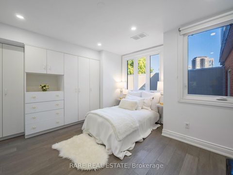 Photo 14 at 1 - 1356 Bathurst Street, Wychwood, Toronto