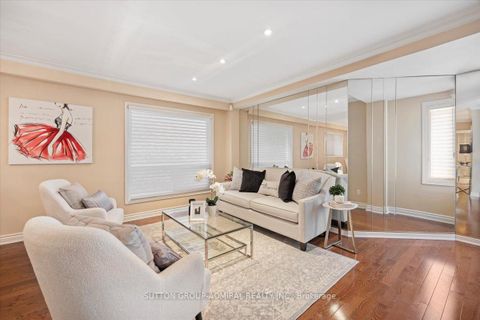 Photo 11 at 193 Glenmanor Way, Yorkhill, Vaughan