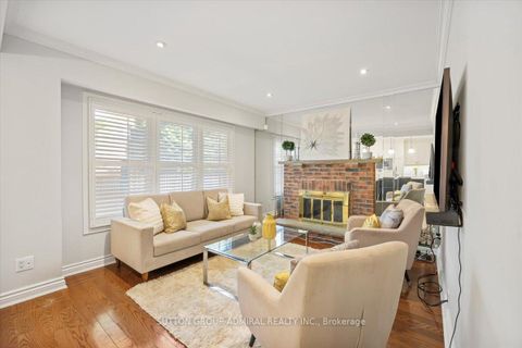 Photo 20 at 193 Glenmanor Way, Yorkhill, Vaughan
