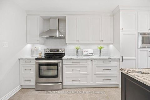 Photo 24 at 193 Glenmanor Way, Yorkhill, Vaughan