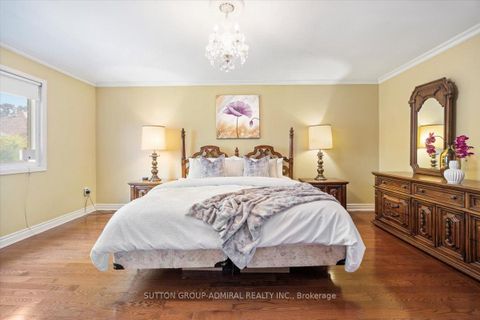 Photo 27 at 193 Glenmanor Way, Yorkhill, Vaughan