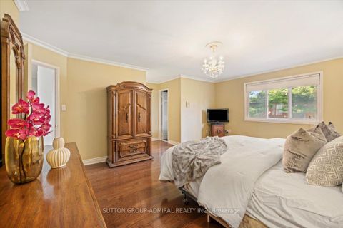 Photo 29 at 193 Glenmanor Way, Yorkhill, Vaughan