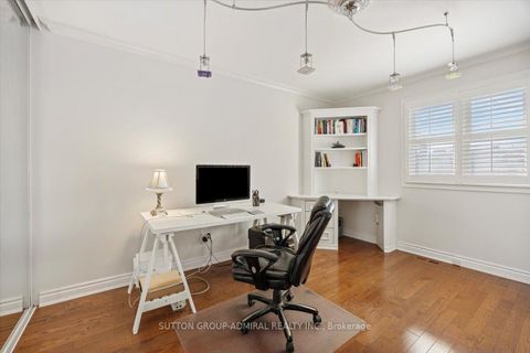 Photo 34 at 193 Glenmanor Way, Yorkhill, Vaughan