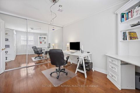 Photo 35 at 193 Glenmanor Way, Yorkhill, Vaughan