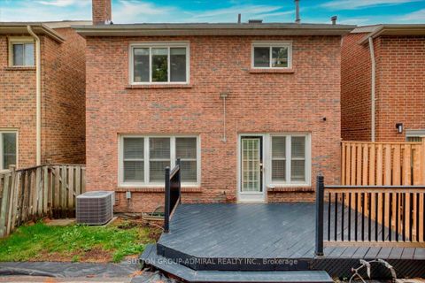 Photo 45 at 193 Glenmanor Way, Yorkhill, Vaughan
