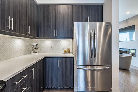 Photo 12 at 87 Glenngarry Crescent, Rural Vaughan, Vaughan