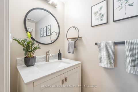 Photo 11 at 111 - 9 Foundry Avenue, Junction, Toronto