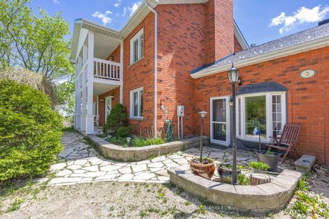 Photo 3 at 3 Sydenham Trail E, Rural Clearview, Clearview Photo 3 at 3 Sydenham Trail E, Rural Clearview, Clearview