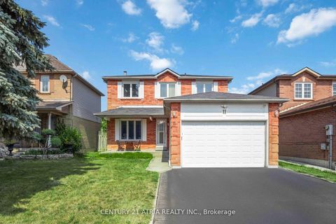 Photo 2 at 11 Valley Centre Drive, Rouge E11, Toronto