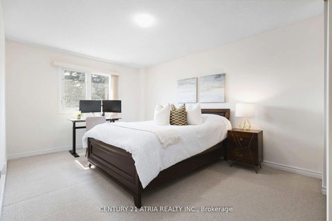Photo 23 at 11 Valley Centre Drive, Rouge E11, Toronto