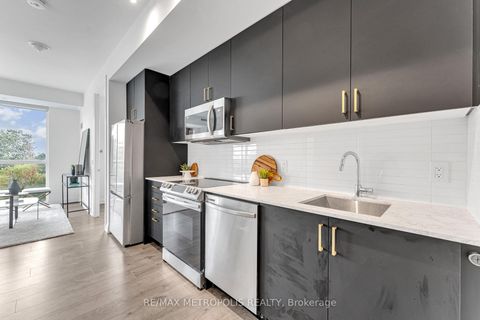 Photo 13 at 403 - 10 Meadowglen Place, Woburn, Toronto