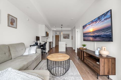 Photo 17 at 301 - 150 Sabina Drive, GO Glenorchy, Oakville