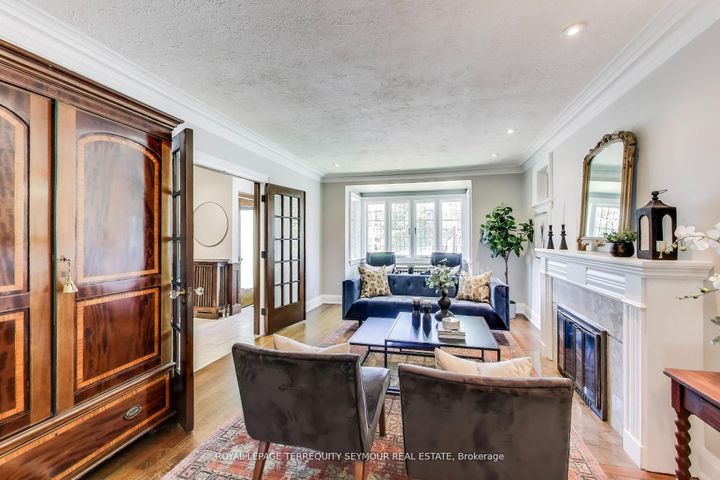 Photo 6 at 275 Fairlawn Avenue, Lawrence Park North, Toronto