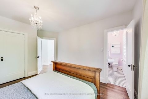 Photo 22 at 275 Fairlawn Avenue, Lawrence Park North, Toronto