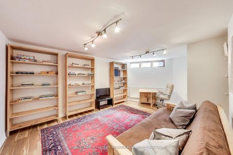 Photo 29 at 275 Fairlawn Avenue, Lawrence Park North, Toronto