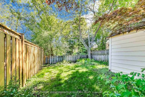 Photo 37 at 275 Fairlawn Avenue, Lawrence Park North, Toronto
