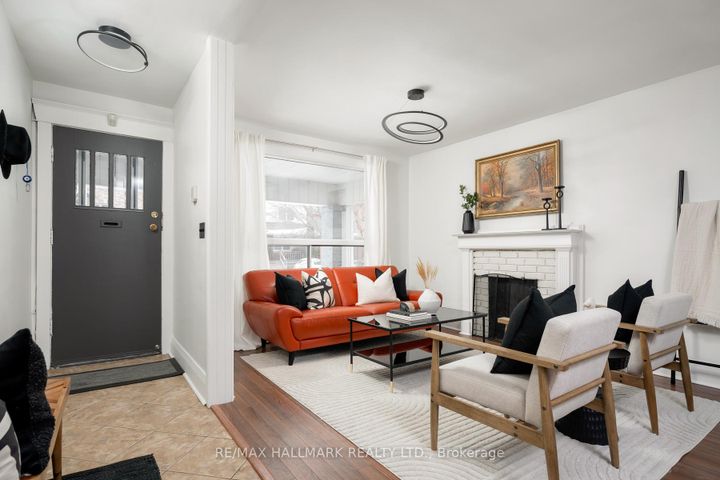 Photo 2 at 43 Torrens Avenue, Broadview North, Toronto