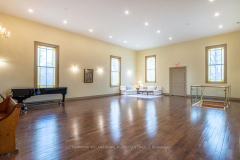 Photo 11 at 7788 Yonge Street, Uplands, Vaughan