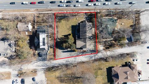 Photo 19 at 7788 Yonge Street, Uplands, Vaughan