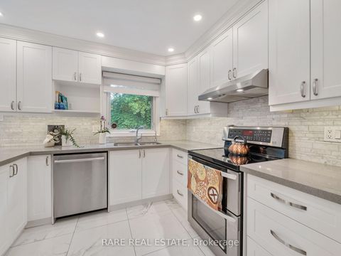 Photo 8 at 158 Borrows Street, Lakeview Estates, Vaughan