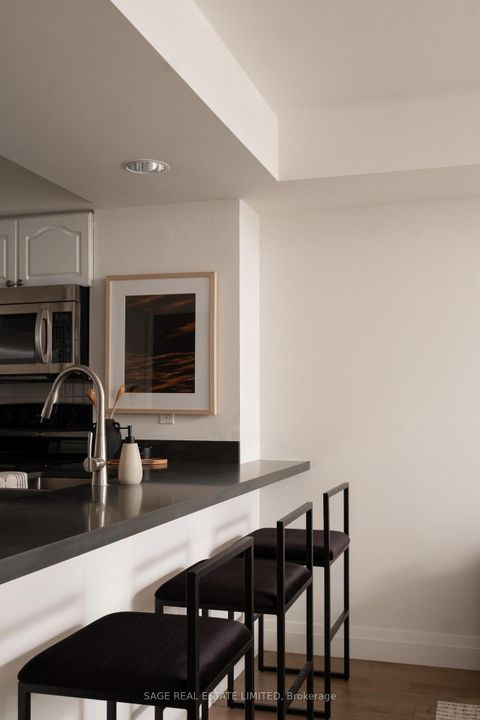 Photo 15 at 420 - 801 King Street W, Niagara, Toronto