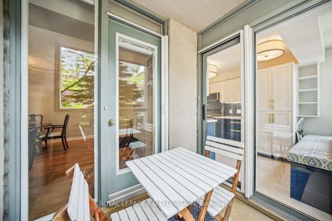 Photo 9 at 206 - 35 Merton Street, Mount Pleasant West, Toronto