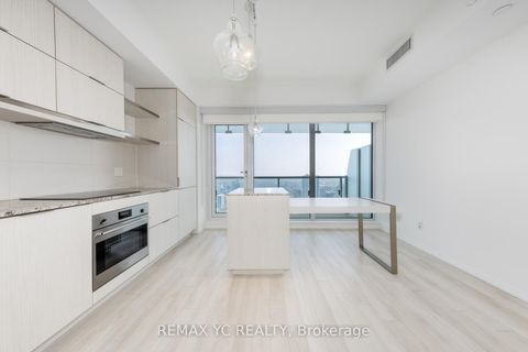 Photo 11 at 5104 - 197 Yonge Street, Yonge Corridor, Toronto Photo 11 at 5104 - 197 Yonge Street, Yonge Corridor, Toronto