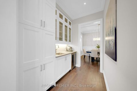 Photo 17 at 67 Garyscholl Road, Vellore Village, Vaughan